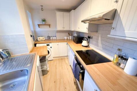 Intake Lane Kitchen 3.jpg