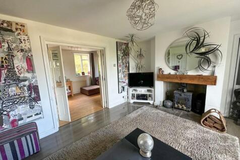 cottage 3.jpg