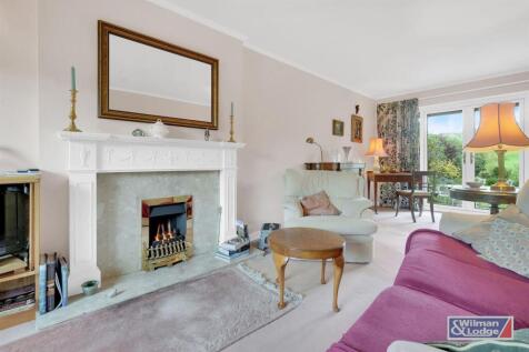 Four Bed Detached House in Glusburn25.jpeg