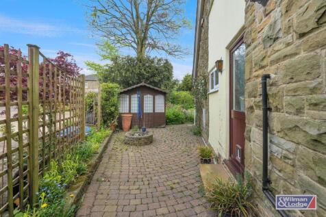 Four Bed Detached House in Glusburn26.jpeg