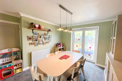 3 bed semi, Steeton
