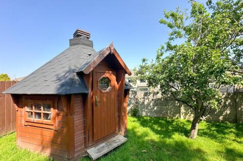 3 bed semi, Steeton
