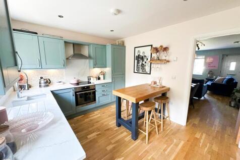 3 bed semi, Sutton In Craven
