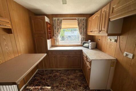 Two Bed Bungalow in Sutton-in-Craven (17).jpeg