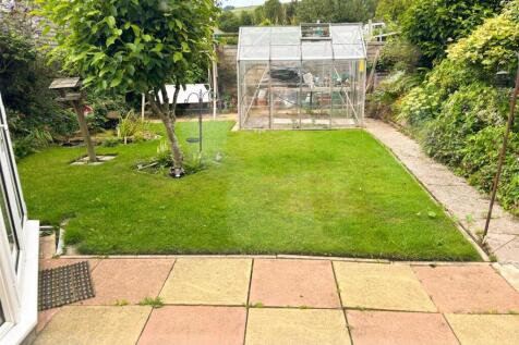 Two Bed Bungalow in Sutton-in-Craven.jpg