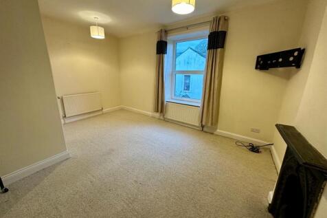 13 high street 7.jpg