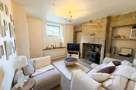 3 bed terrace, Steeton