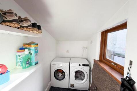 3 bed terrace, Steeton