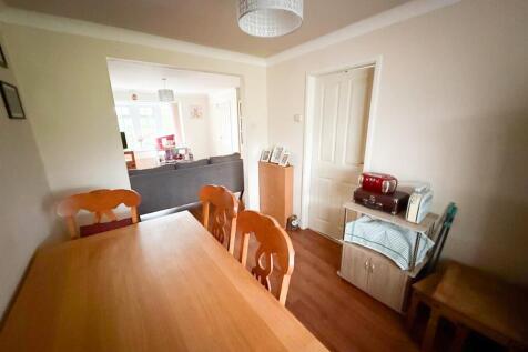 3 bed detached, cowling