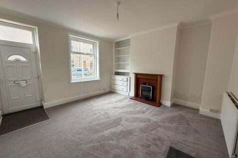 3 bed terrace, Steeton