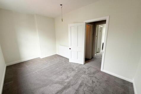 3 bed terrace, Steeton