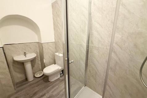 3 bed terrace, Steeton