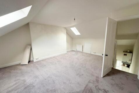 3 bed terrace, Steeton