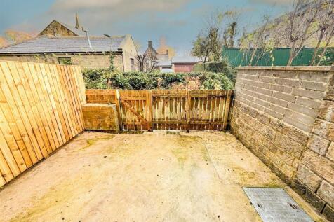 3 bed terrace, Steeton