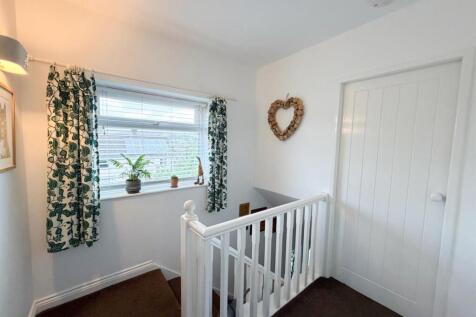 4 bed semi detached Sutton-in-Craven