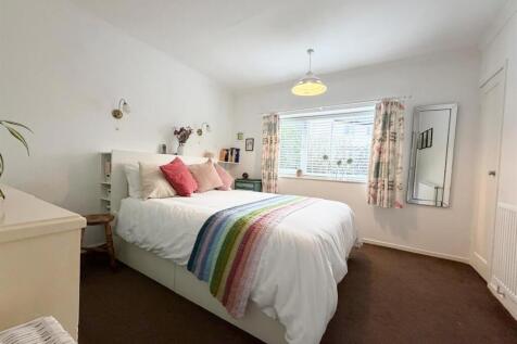 4 bed semi detached Sutton-in-Craven