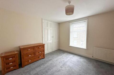 3 bed terrace, Silsden