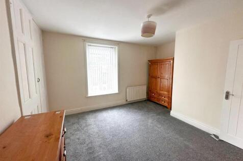 3 bed terrace, Silsden
