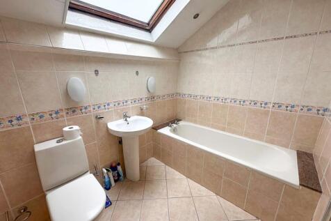 3 bed terrace, Silsden