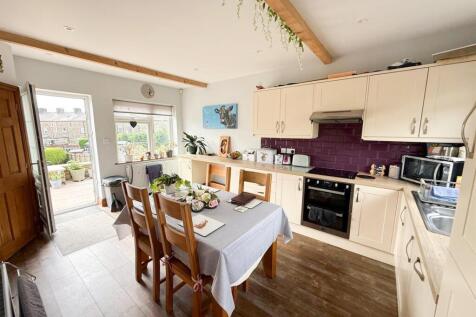 two bedroom semi detached Silsden - 2