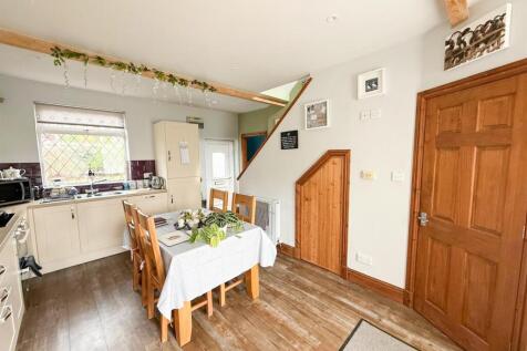 two bedroom semi detached Silsden - 9