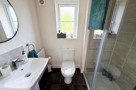 Three Bed Detached in Silsden 1.jpg