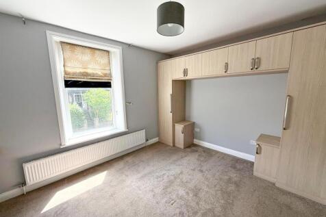 3 bed terrace, Silsden