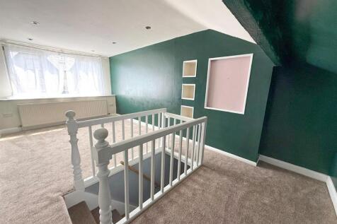 3 bed terrace, Silsden