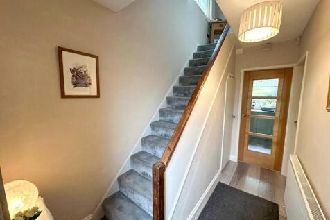 3 bed semi-detached property, Utley