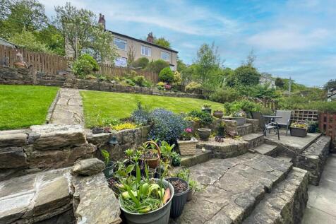 3 bed semi-detached property, Utley
