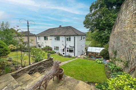 3 bed semi-detached property, Utley