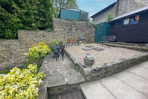 3 bed semi-detached property, Utley
