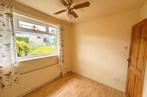 Two bed semi-detached bungalow, Silsden 9