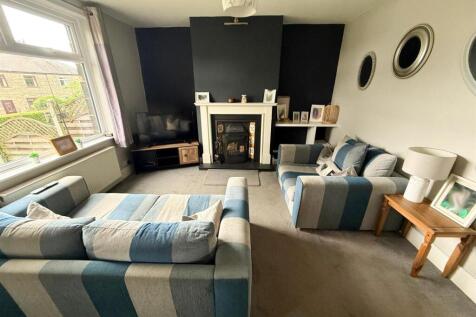 Three Bed Terraced Silsden (31).jpg