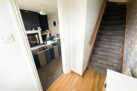 Three Bed Terraced Silsden (30).jpg