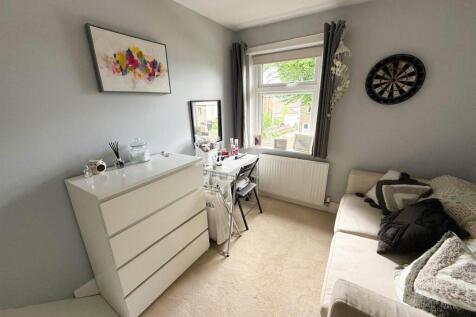 Three Bed Terraced Silsden (6).jpg
