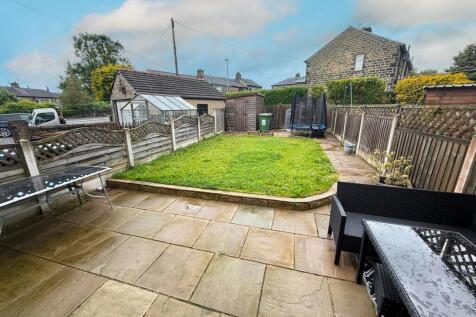 Three Bed Terraced Silsden (19).jpg