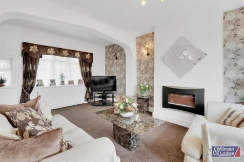 5 Bed Semi Detached property in Riddlesden