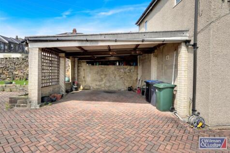 5 Bed Semi Detached property in Riddlesden