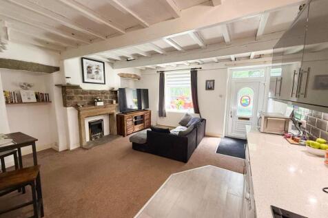 2 bed end terrace Silsden