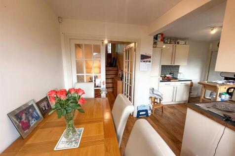 4 Bed Detached, Silsden