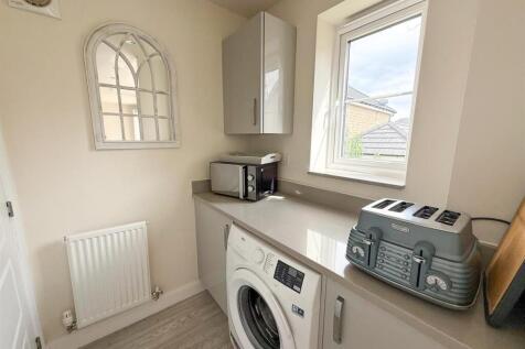 3 bed detached property, Silsden
