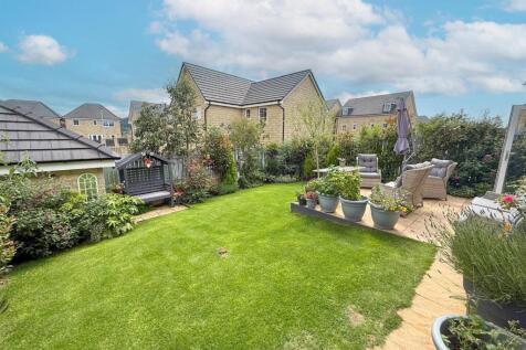 3 bed detached property, Silsden