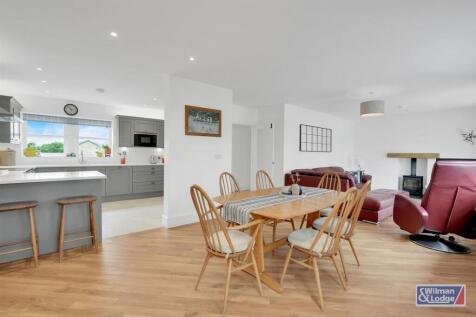 4 bed detached, Silsden