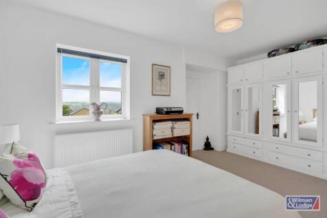 4 bed detached, Silsden