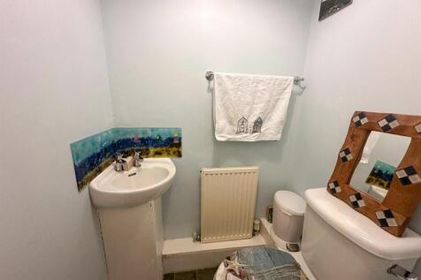 Four Bed Townhouse, Silsden 9