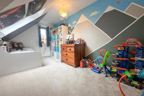 Four Bed Townhouse, Silsden 19