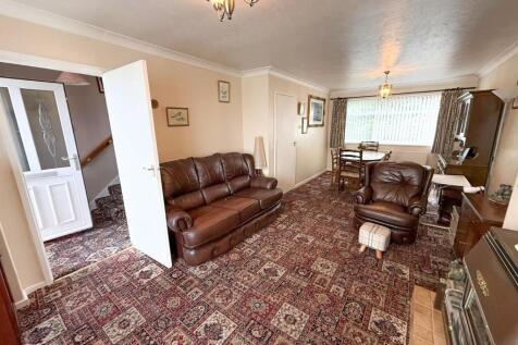 3 bed semi, Oakworth