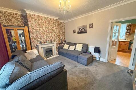 3 bed terrace, Silsden 6