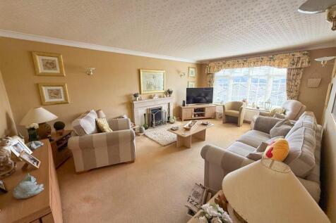 2 bed detached bungalow, Silsden 9
